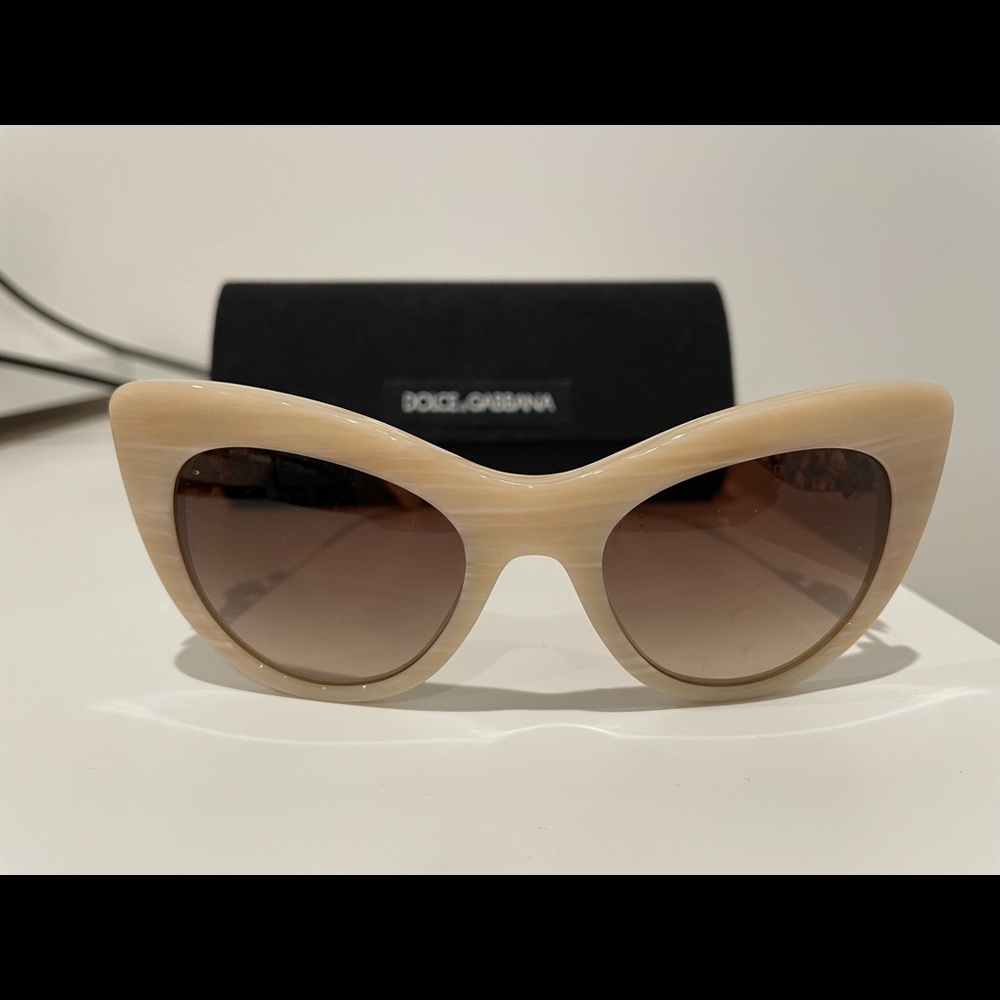 Dolce and Gabana Cat Eye sunglasses with floral handles